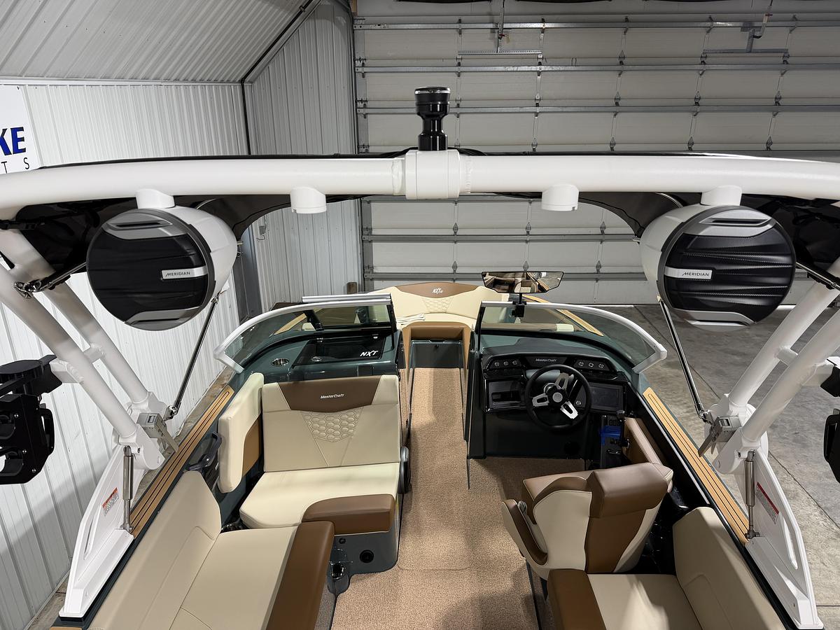 2027 Mastercraft NXT23
