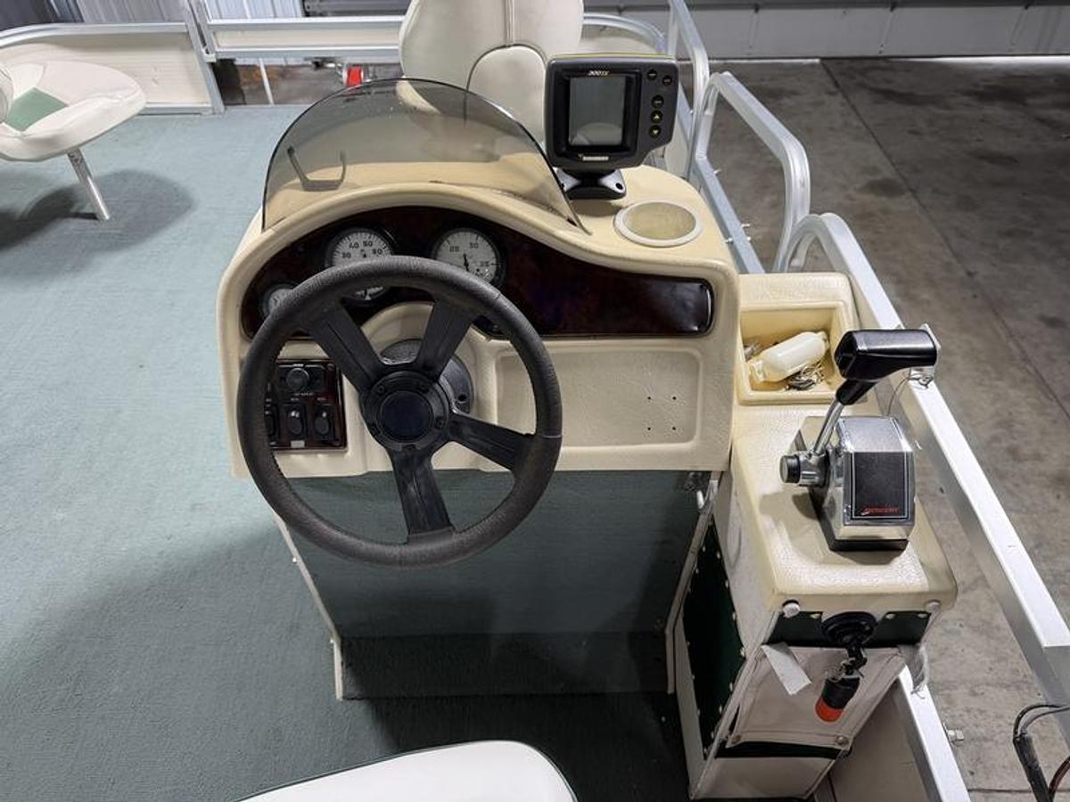 Used 2000 Misty Harbor Boats 1716 FC
