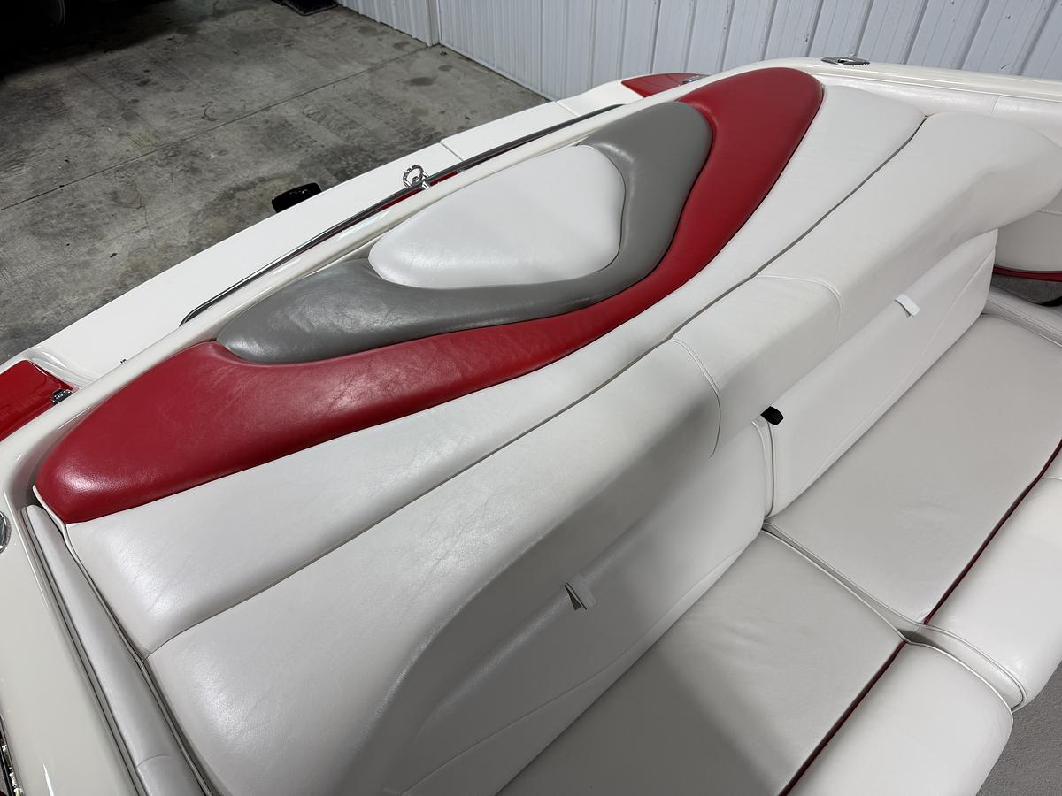 Used 2000 Crownline 202
