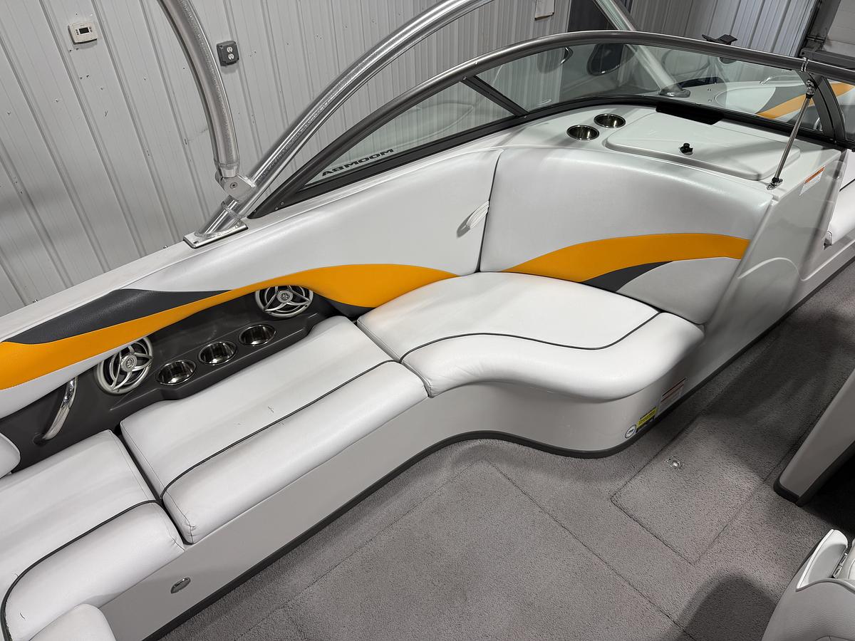 Used 2009 Moomba LSV
