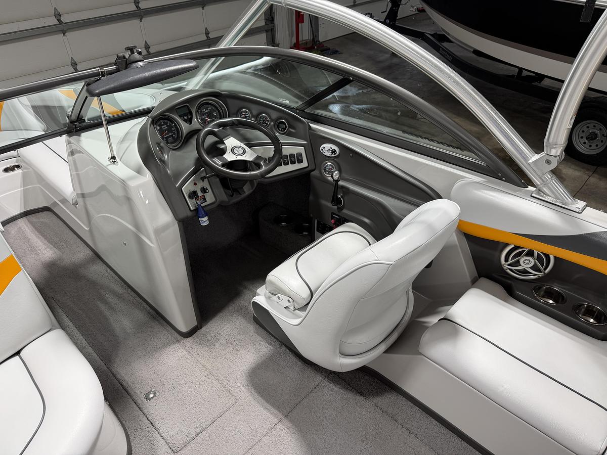Used 2009 Moomba LSV