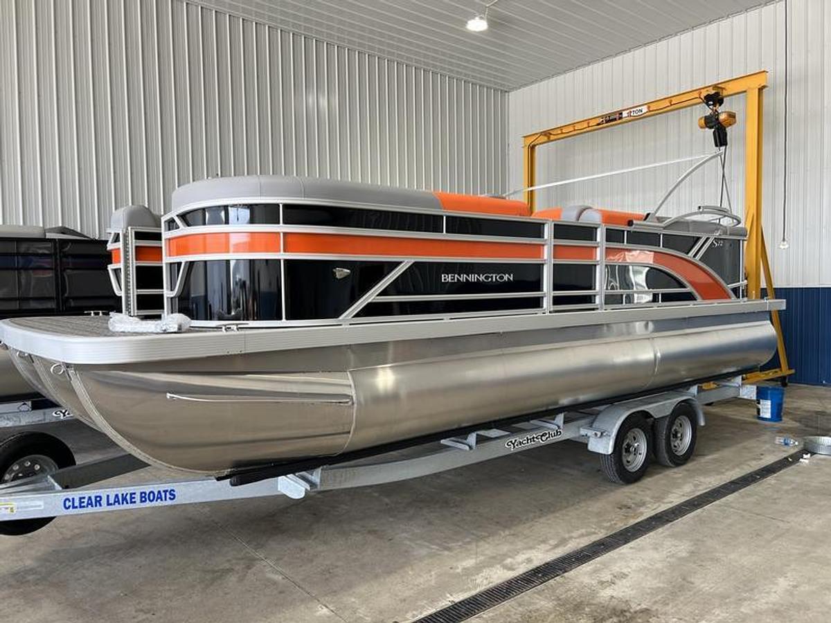 2025 Bennington 22 S CRUISE