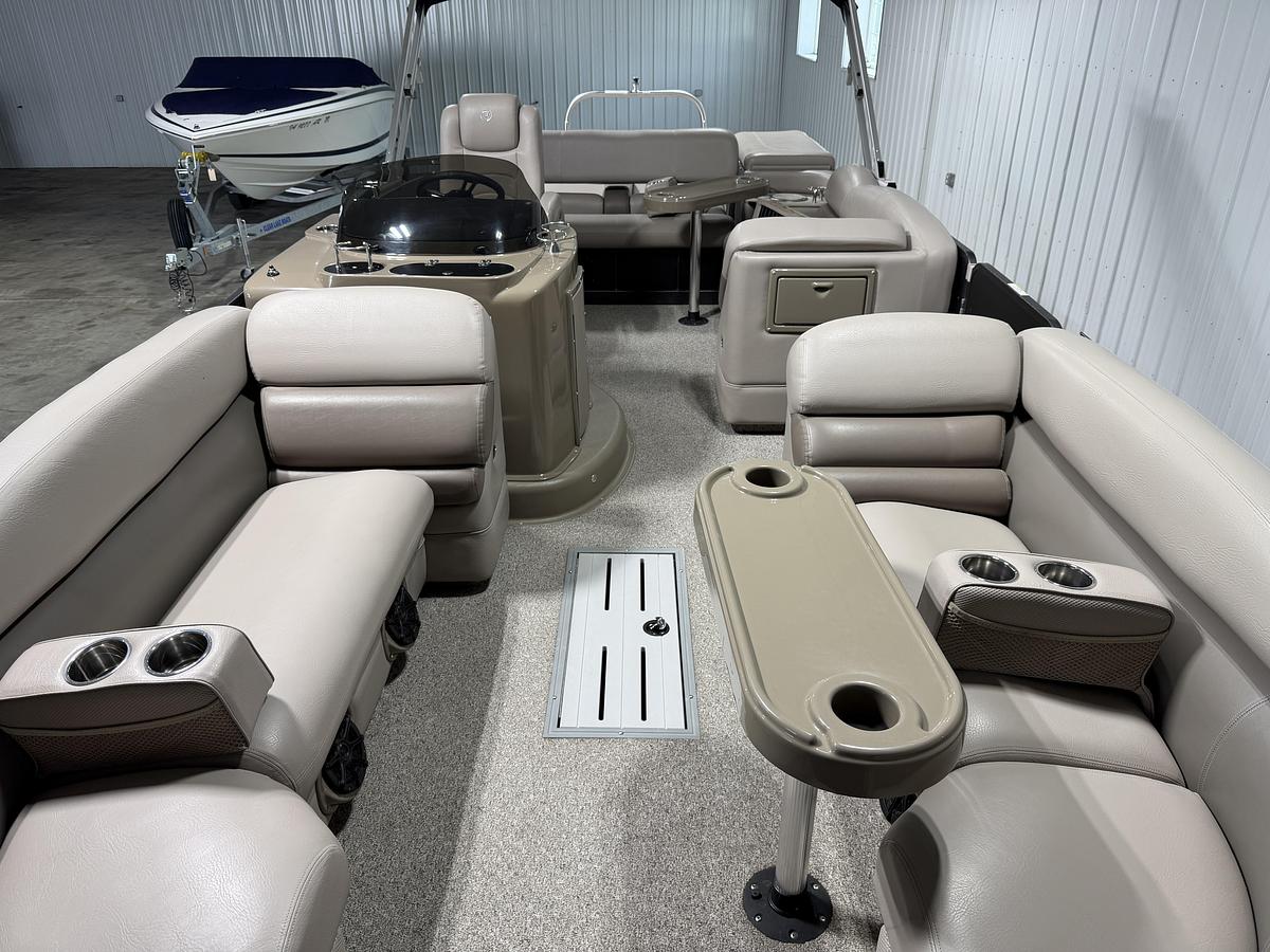Used 2011 Premier 250 Grand Isle I/O
