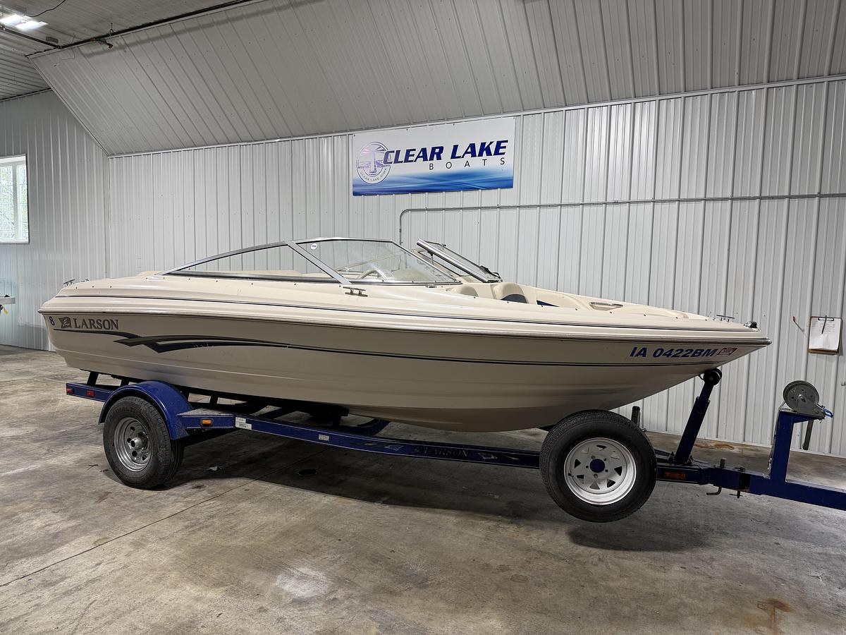 Used 2002 Larson 180 SEI