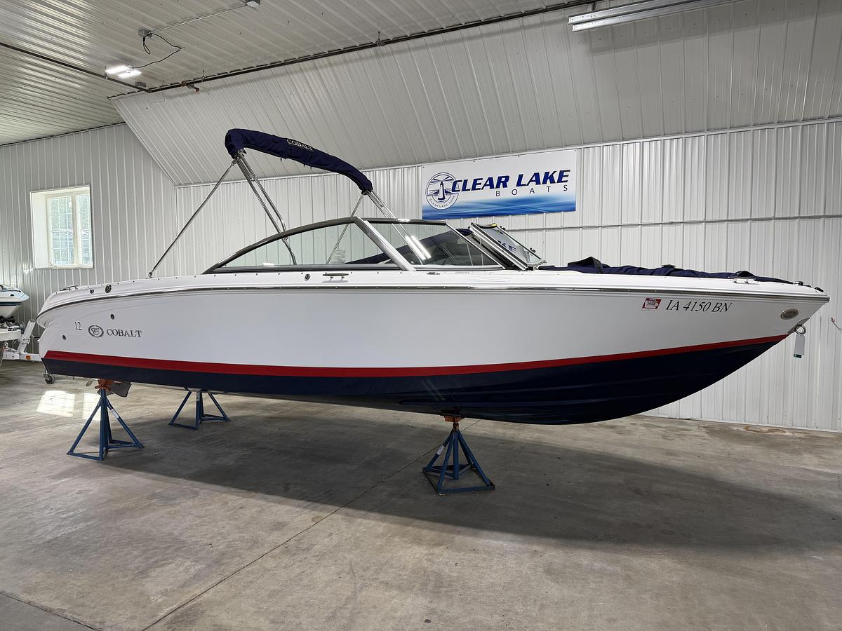 Used 2015 Cobalt Boats 220 BR