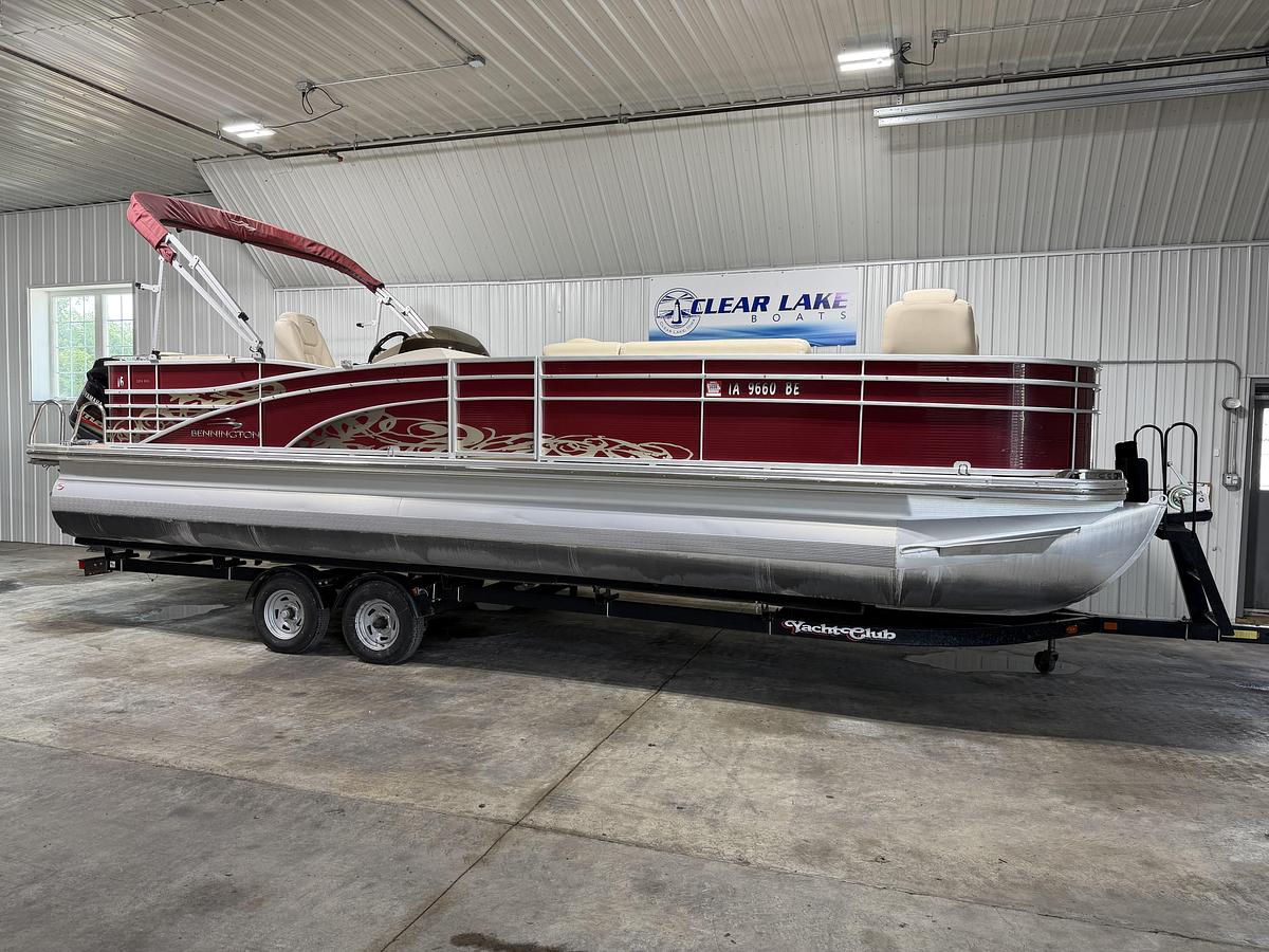 Used 2011 Bennington 2574 RFSI