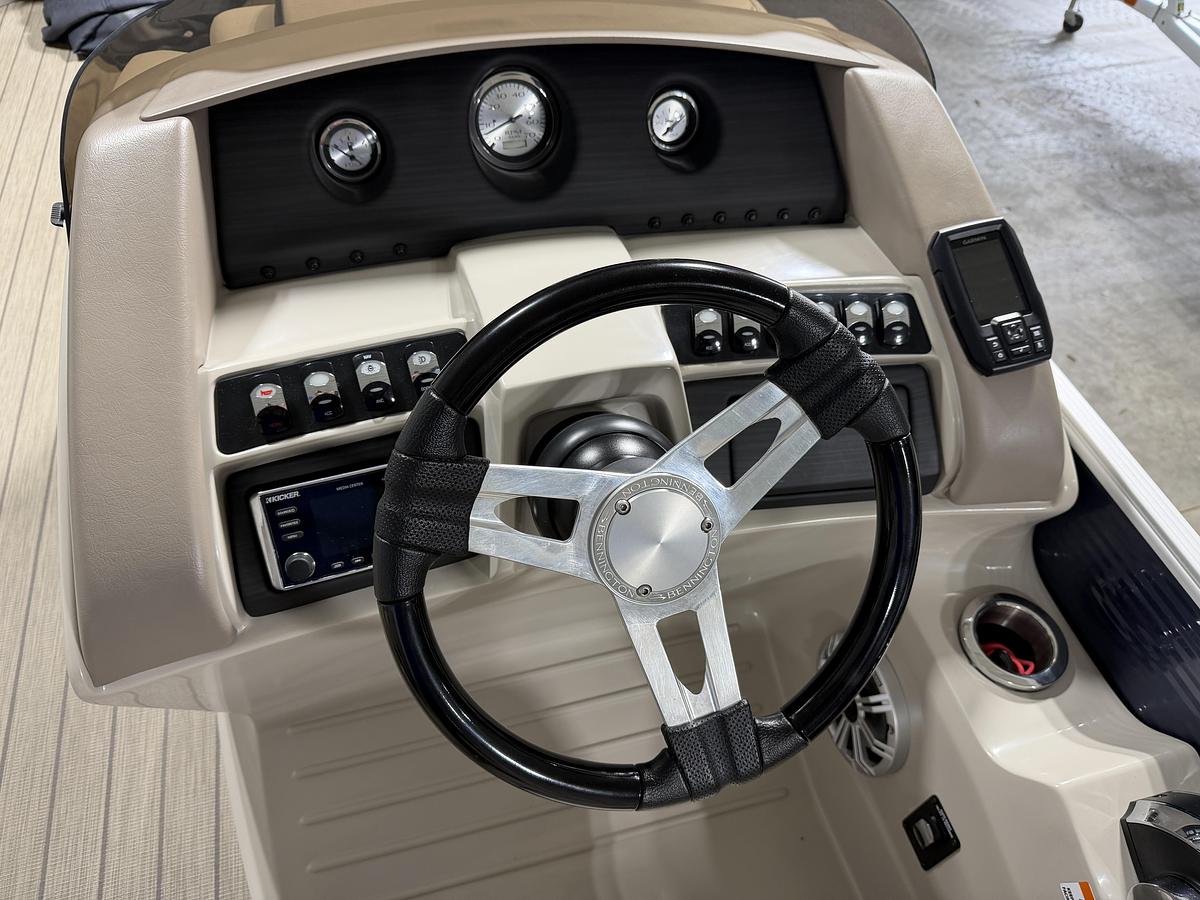 Used 2019 Bennington 25 GSR