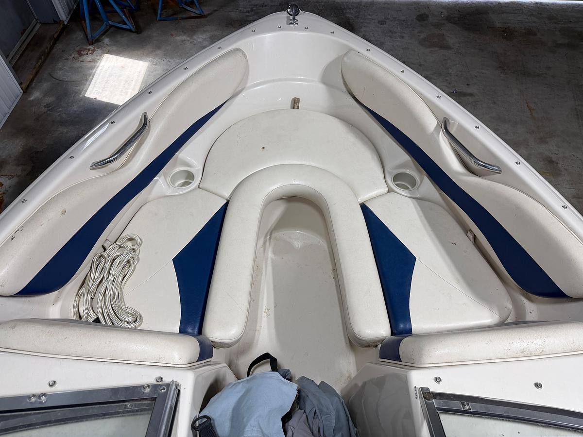 Used 2002 Larson 180 SEI