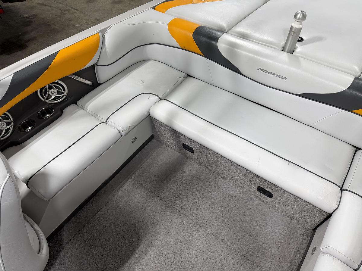 Used 2009 Moomba LSV