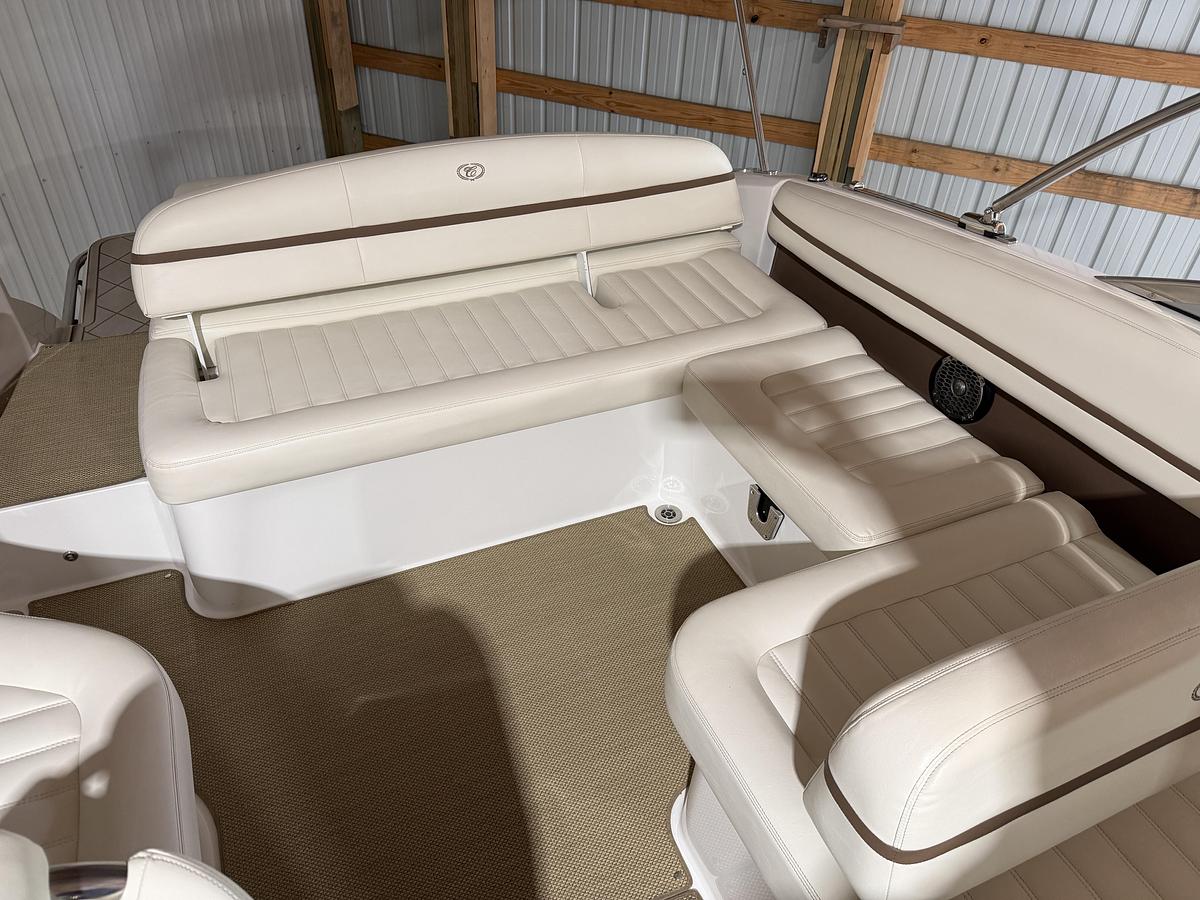 Used 2014 Cobalt Boats R5