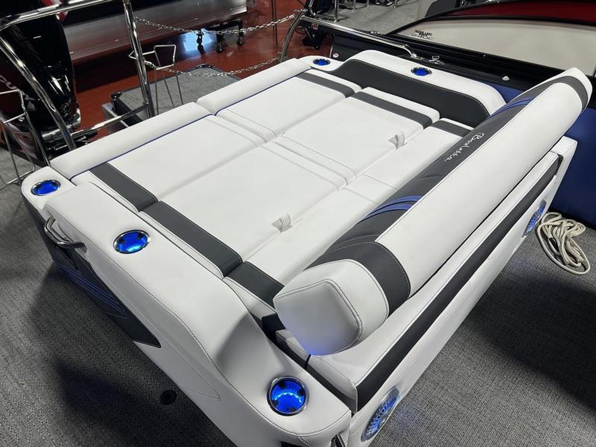 2025 BARLETTA X23UC
