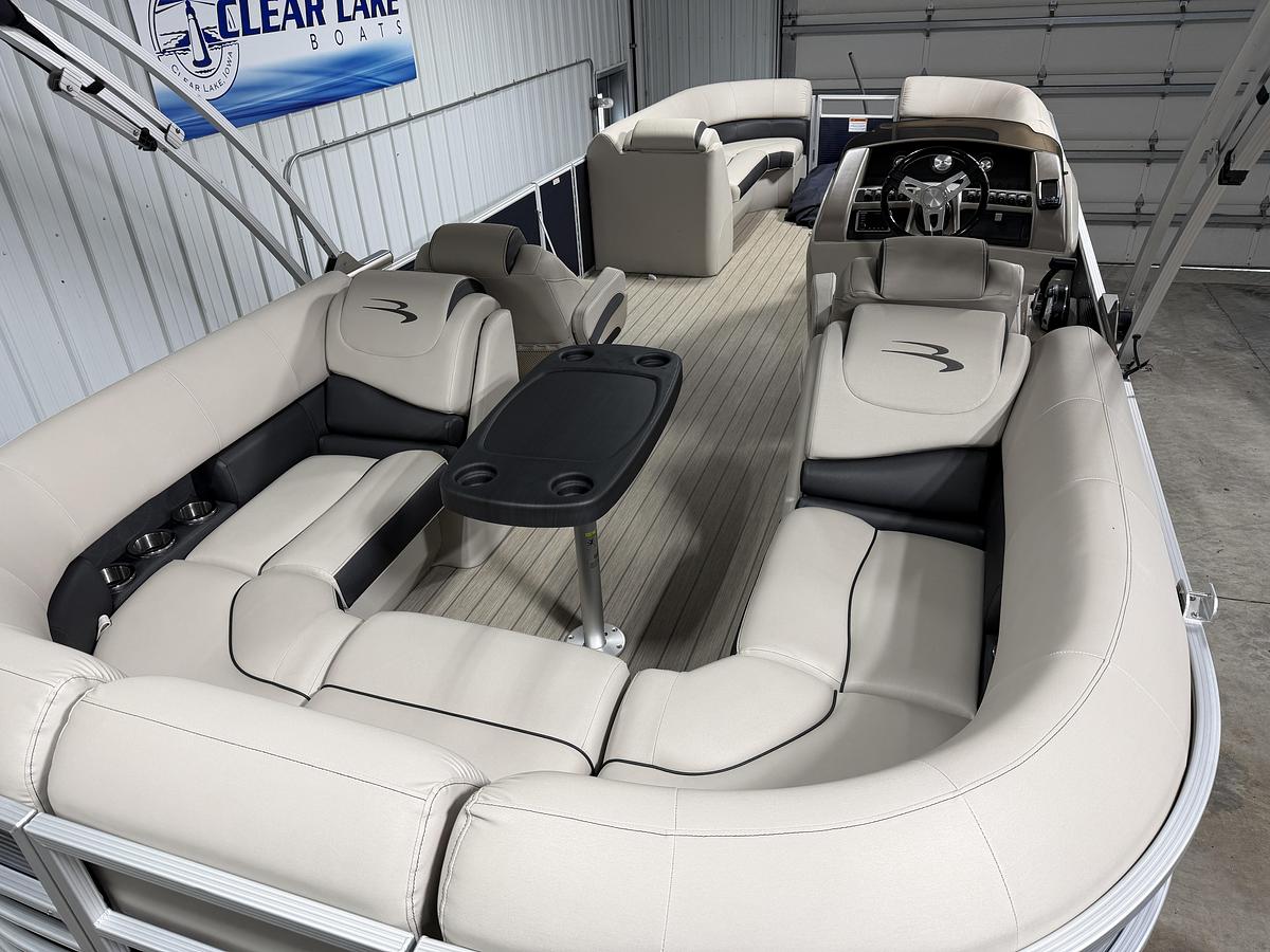 Used 2019 Bennington 25 GSR