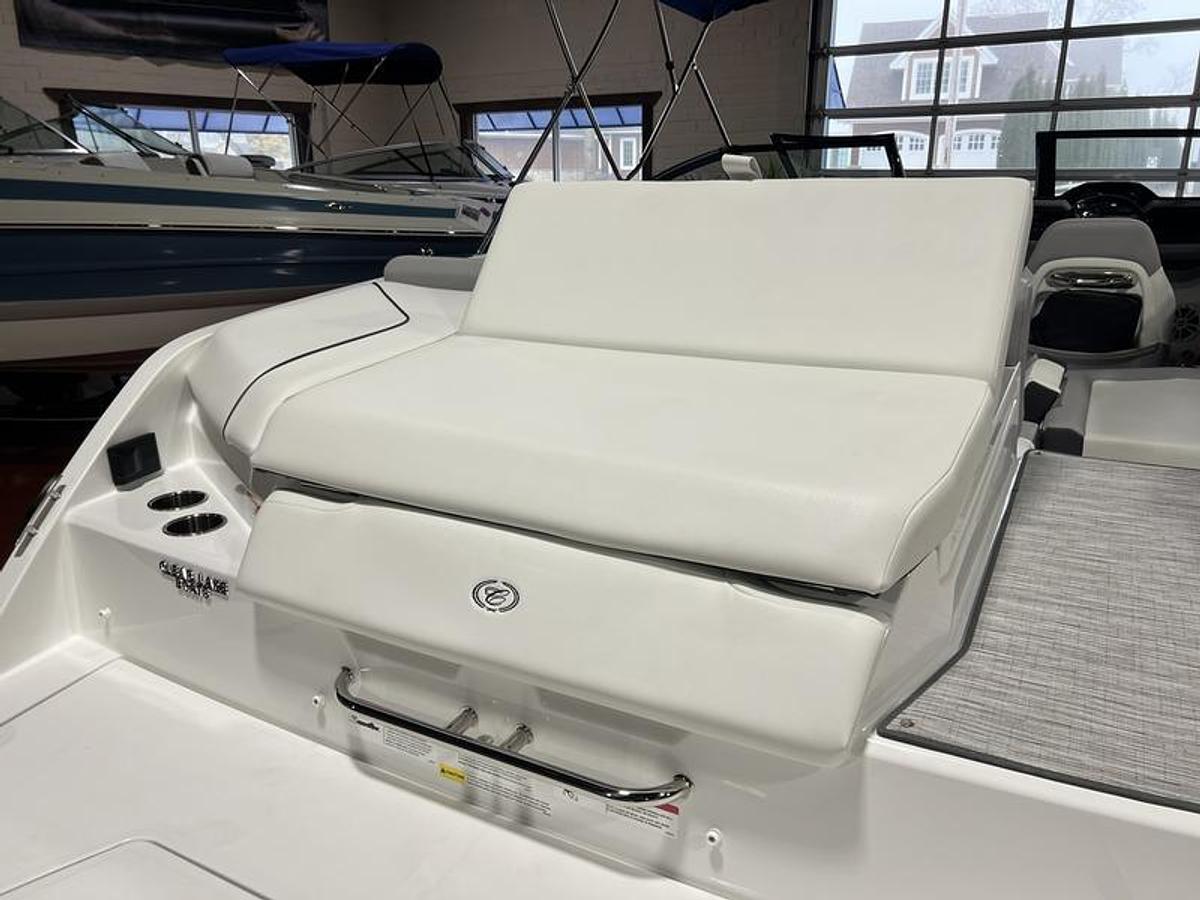 2025 Cobalt Boats CS23