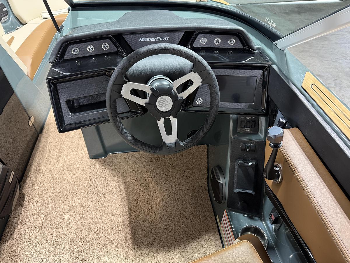 2027 Mastercraft NXT23