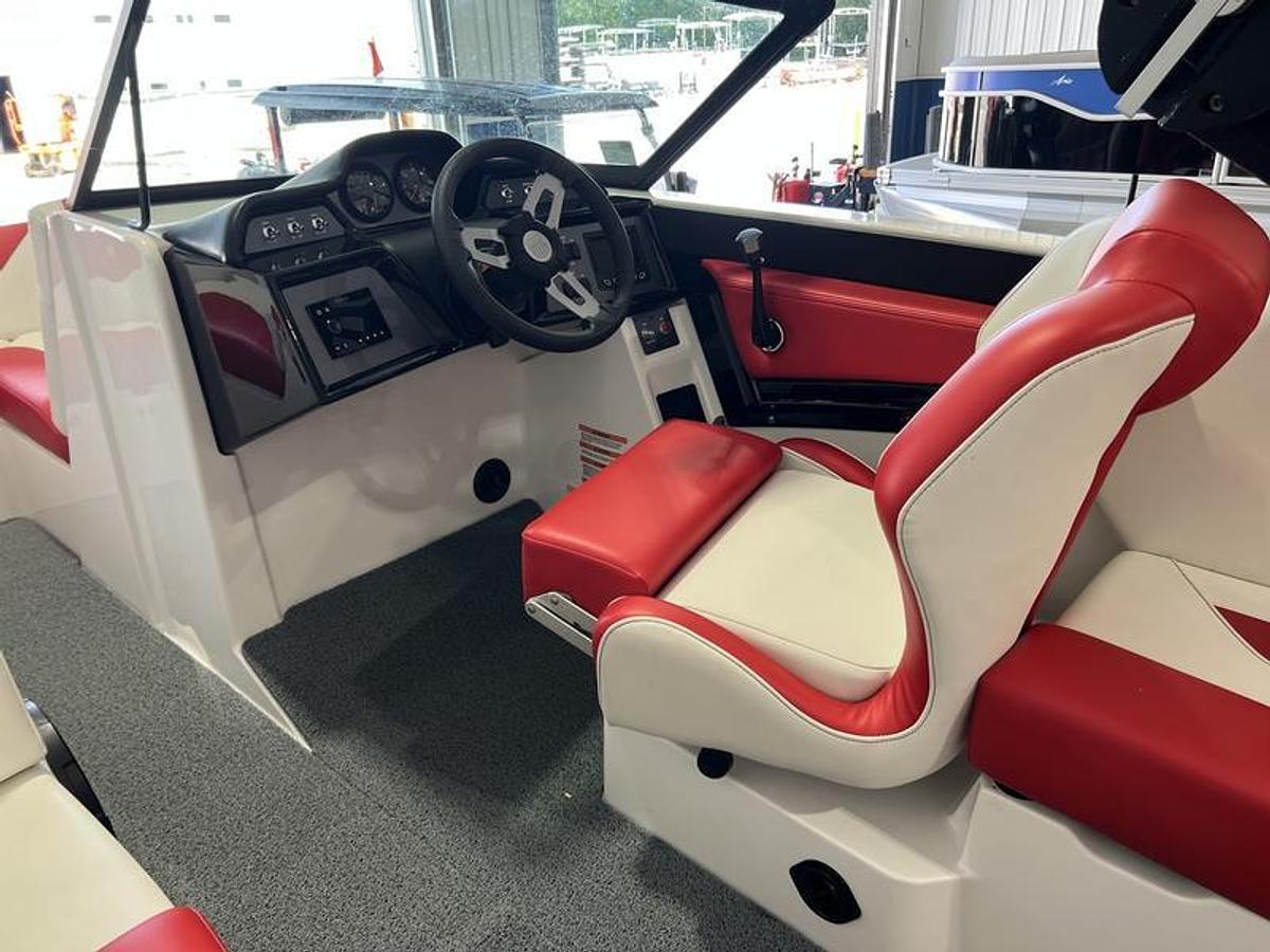 Used 2023 MasterCraft NXT20