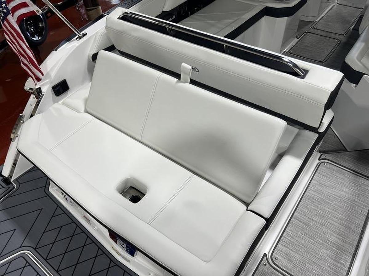 2026 Cobalt Boats R6