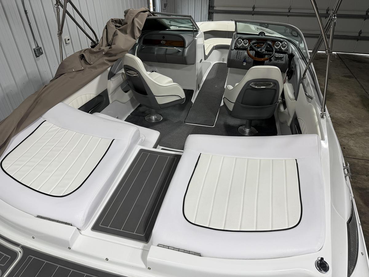 Used 2006 Cobalt Boats 220
