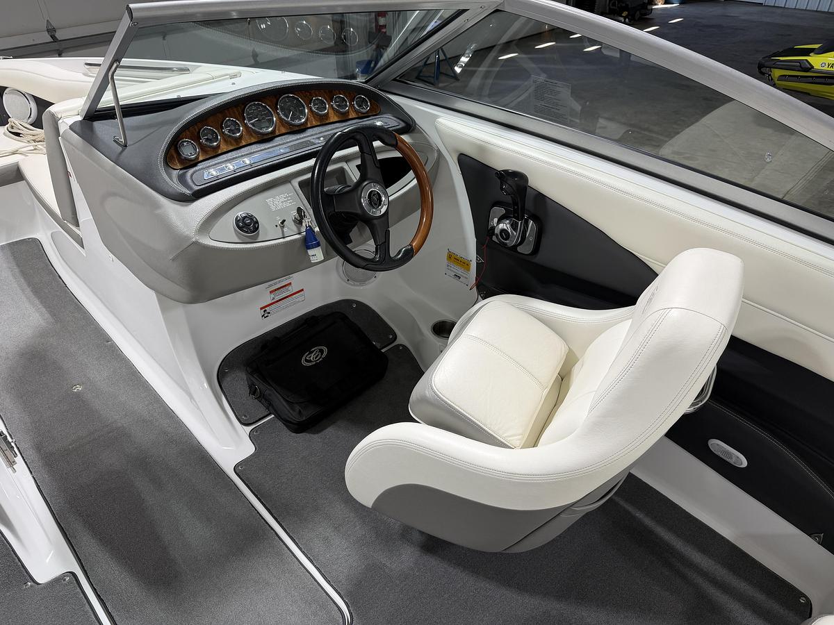 Used 2010 Cobalt Boats 210