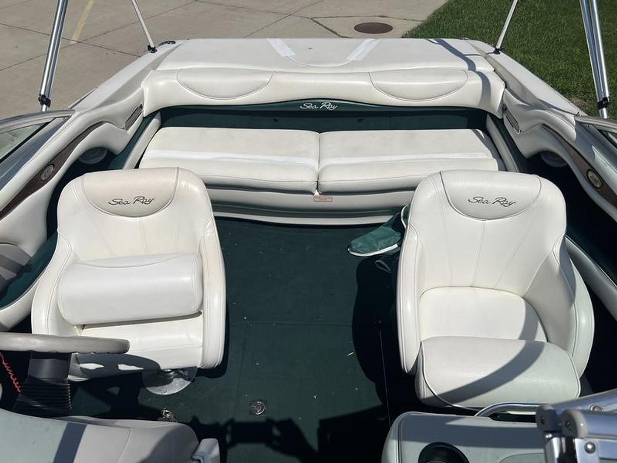 Used 2000 Sea Ray 210 BR