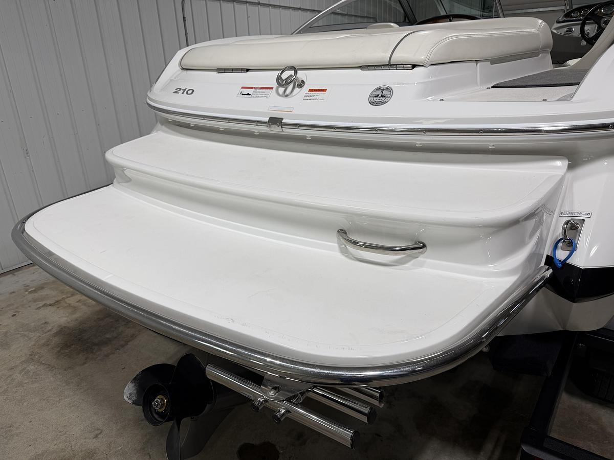 Used 2010 Cobalt Boats 210