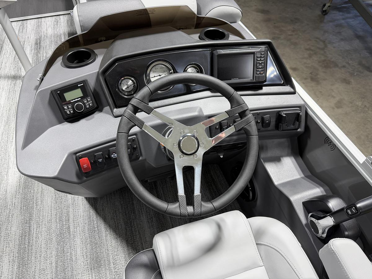 2026 Bennington 22 SSR
