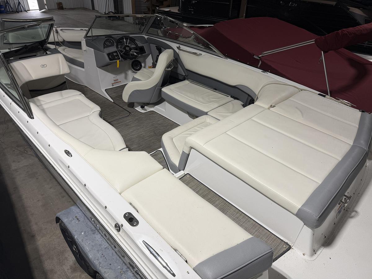 Used 2015 Cobalt Boats 220 BR