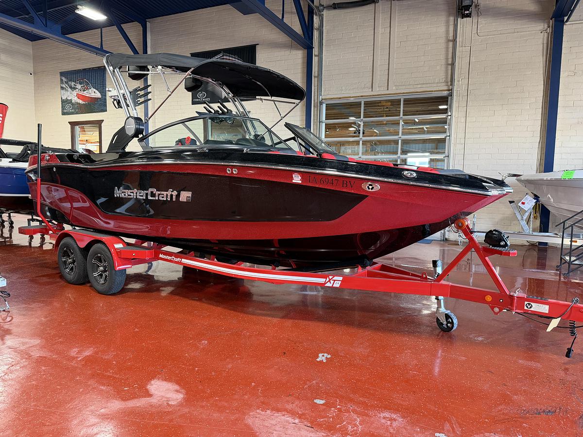 Used 2022 Mastercraft XT24