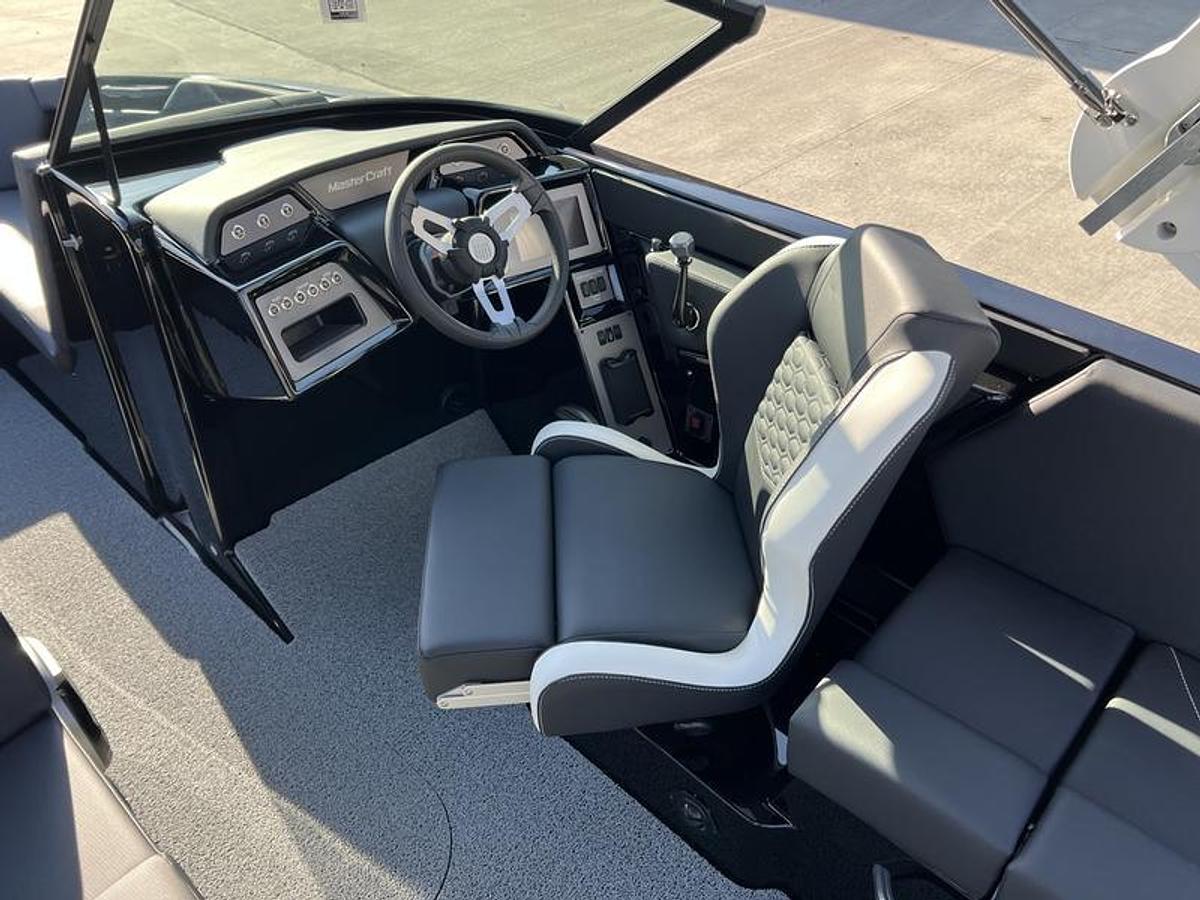 2026 MasterCraft NXT22