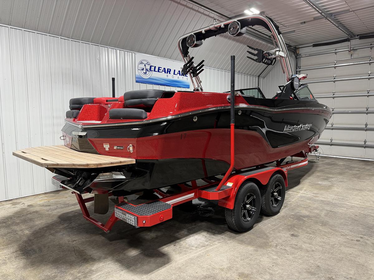 Used 2022 Mastercraft XT24