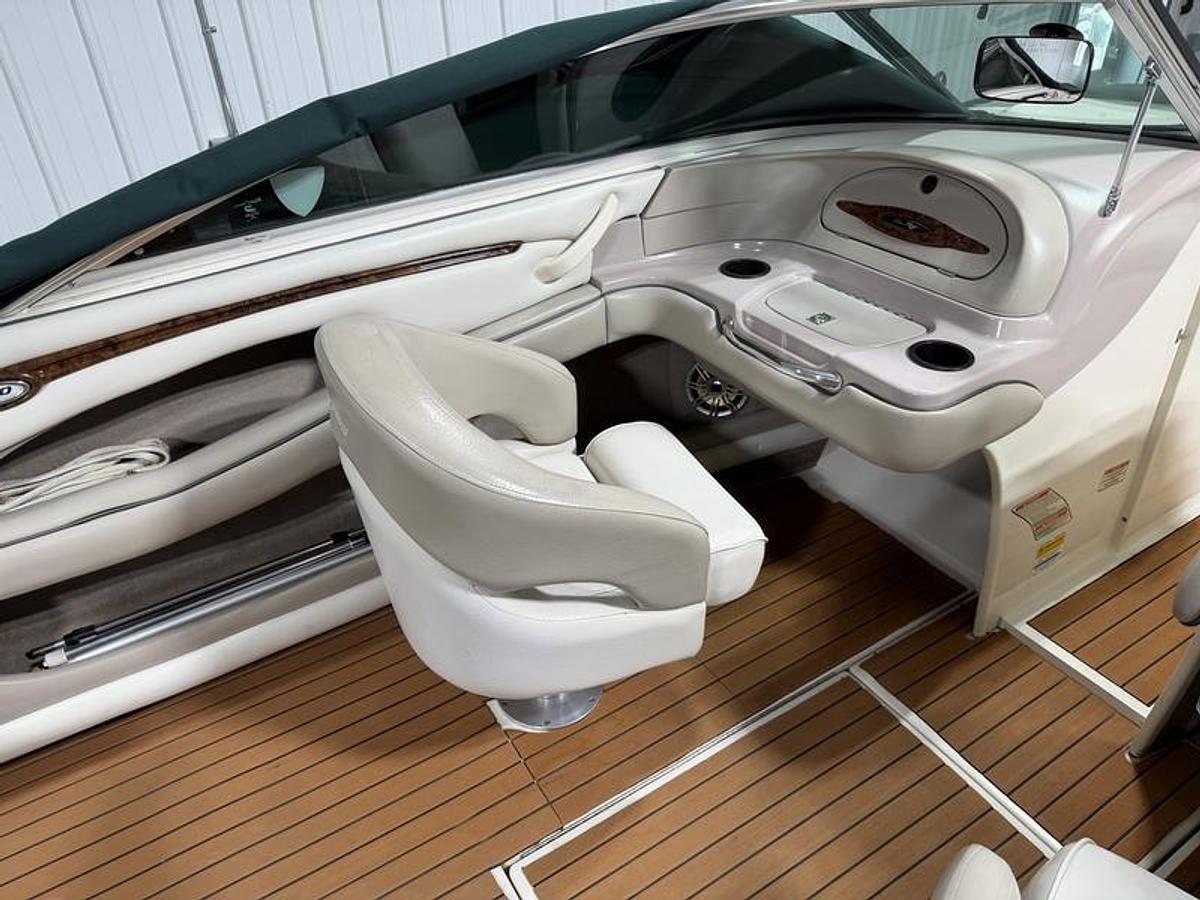 Used 2002 Sea Ray 220 BR