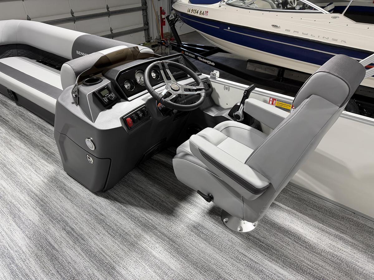 2026 Bennington 22 SL