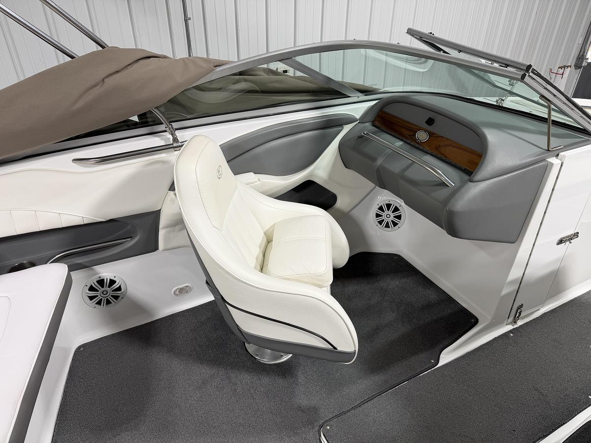 Used 2006 Cobalt Boats 220