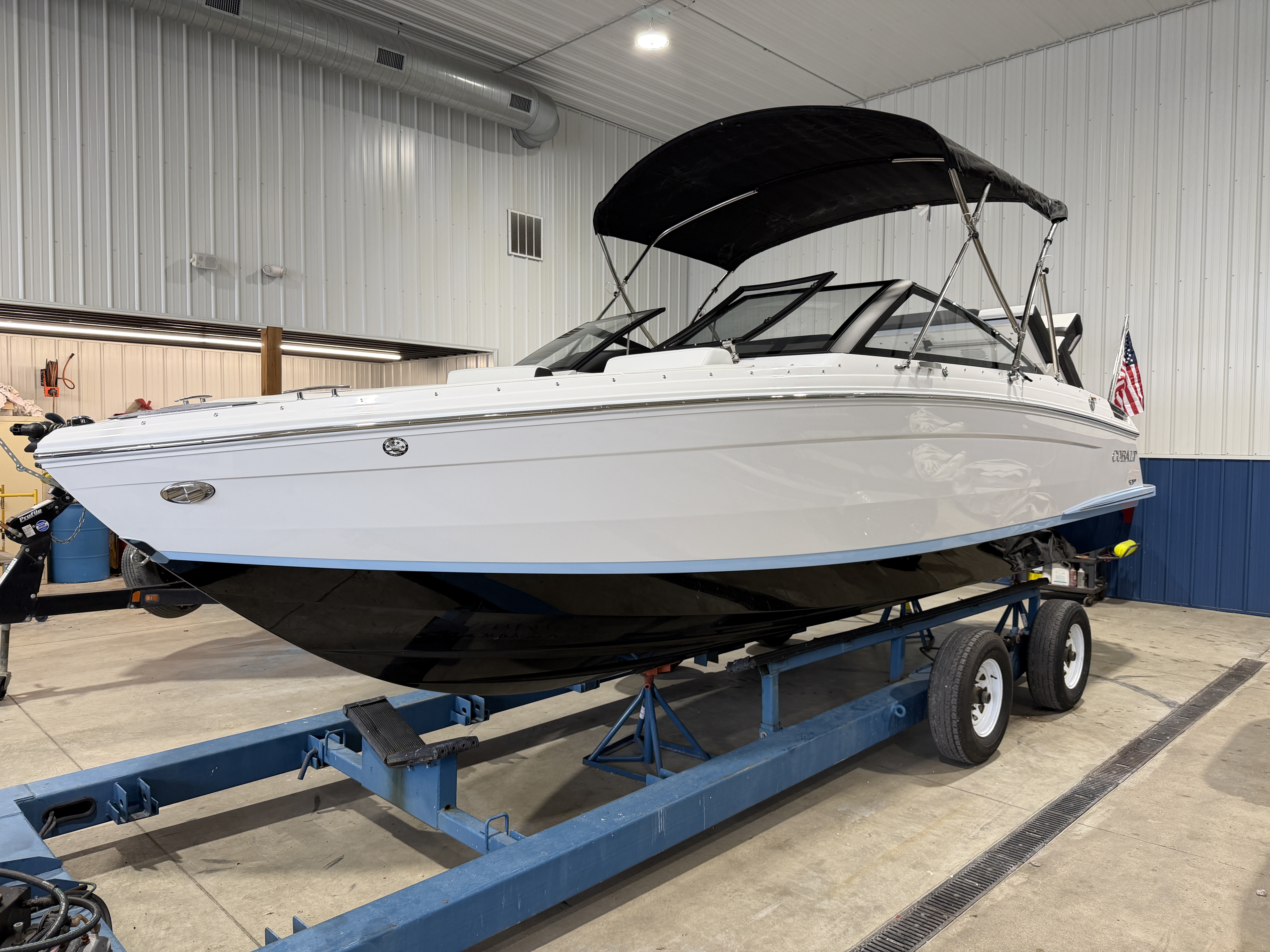 2027 Cobalt Boats R4