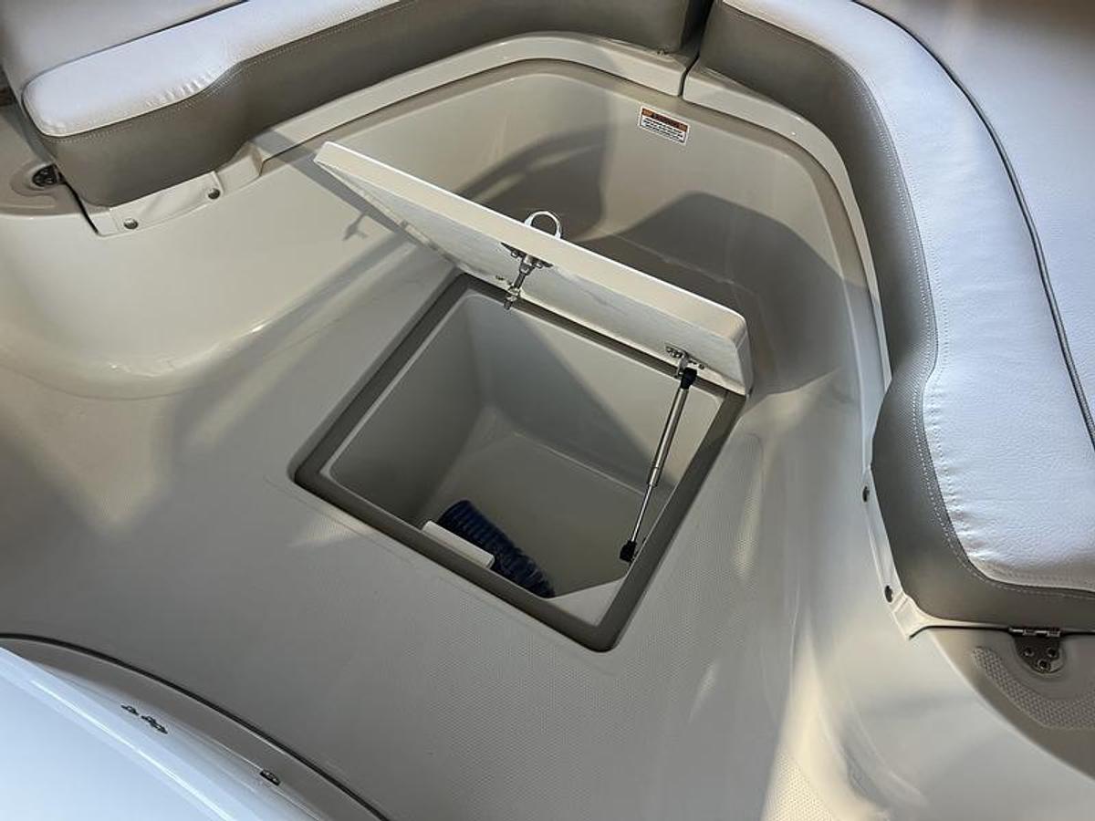 2024 Finseeker 210 FS