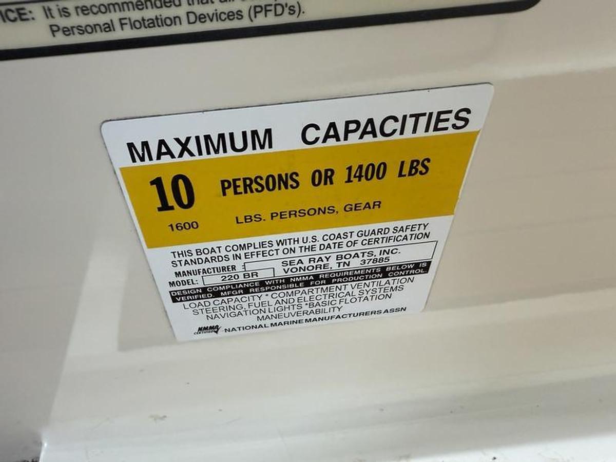 Used 2002 Sea Ray 220 BR