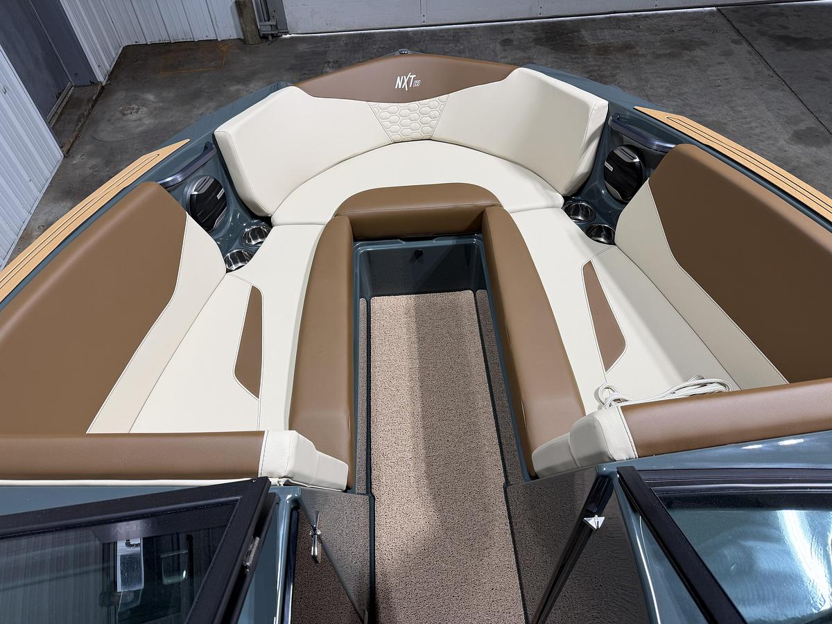 2027 Mastercraft NXT23
