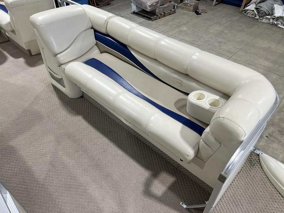 Used 2003 Bennington 2275 LX
