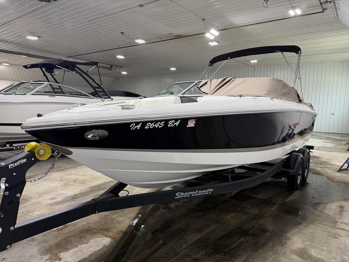 Used 2006 Cobalt Boats 220