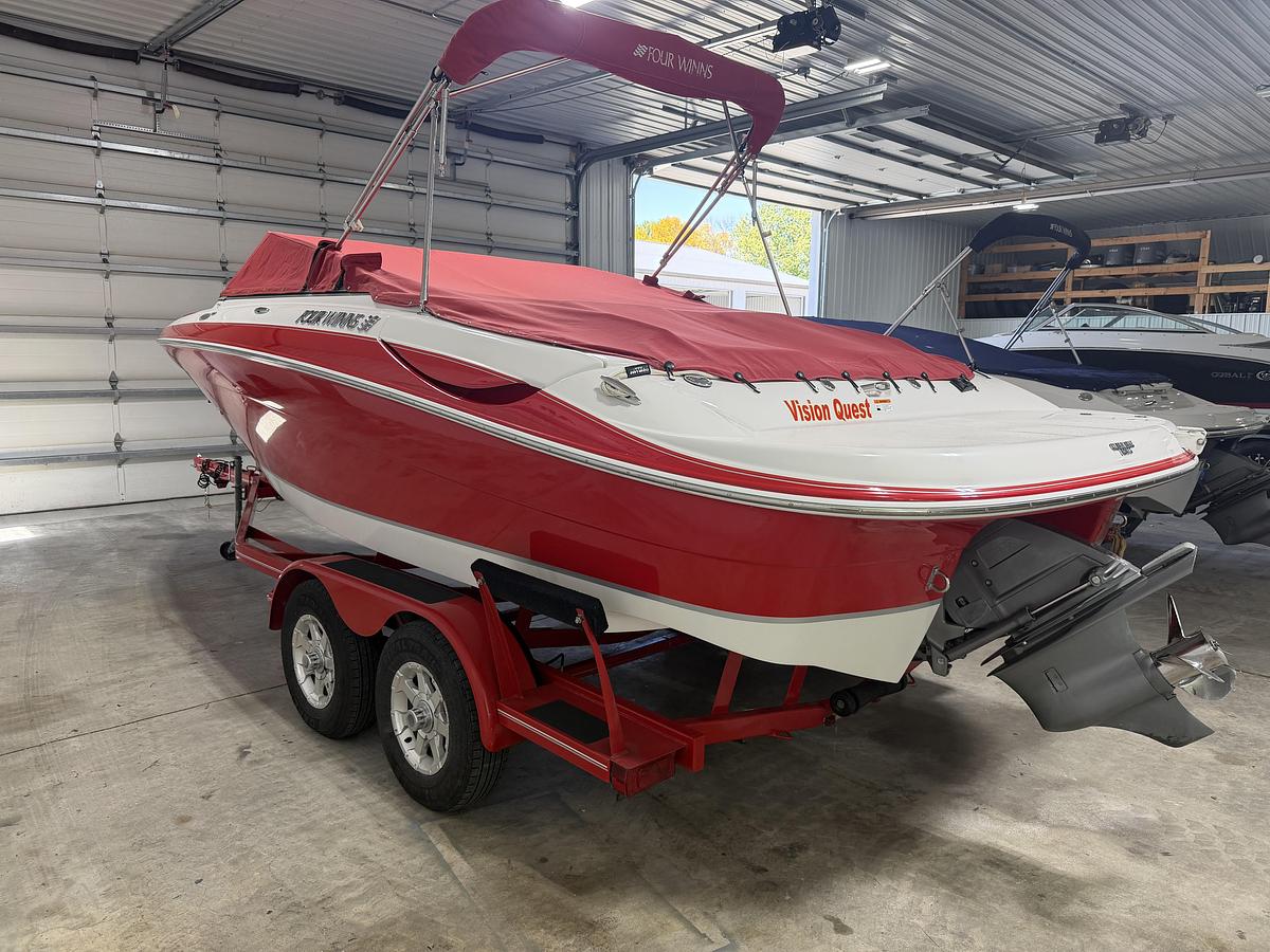Used 2007 Four Winns 220 Horizon