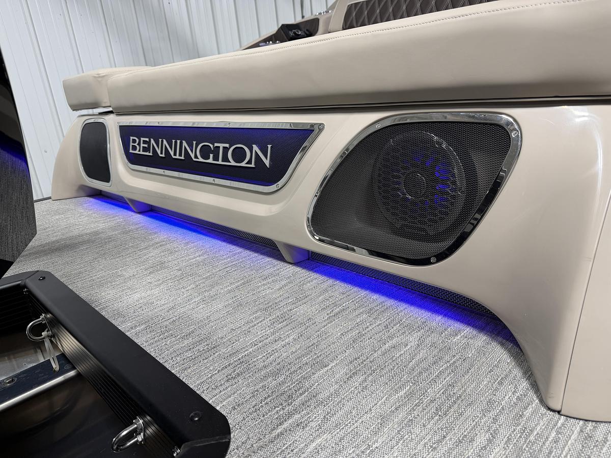 2027 Bennington 23 RXSB