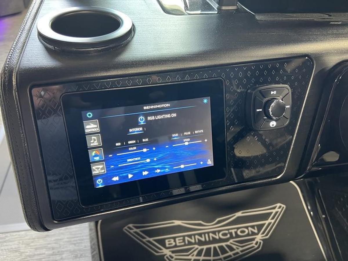 2026 Bennington 24 MSB