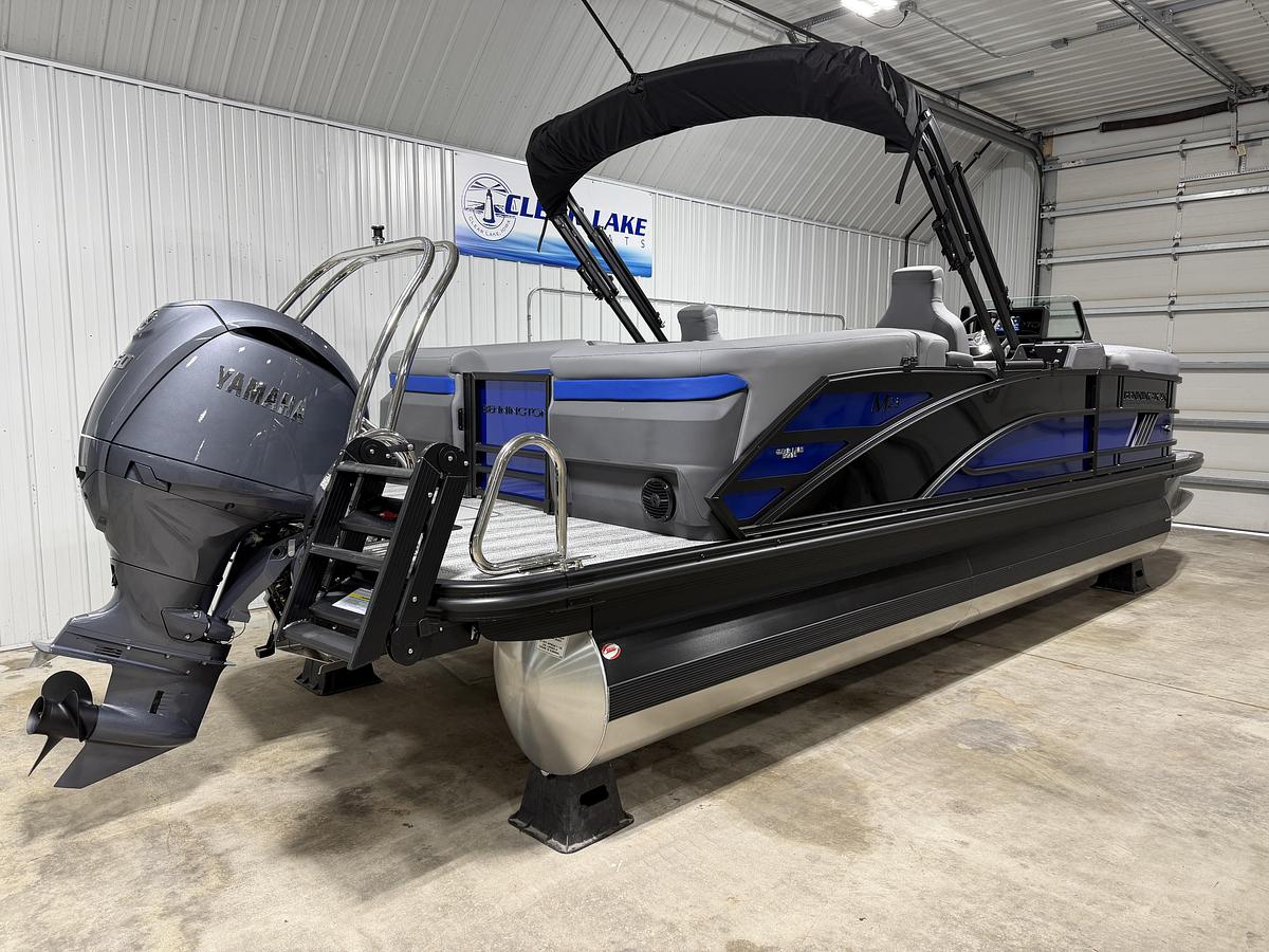 2027 Bennington 23 MFB