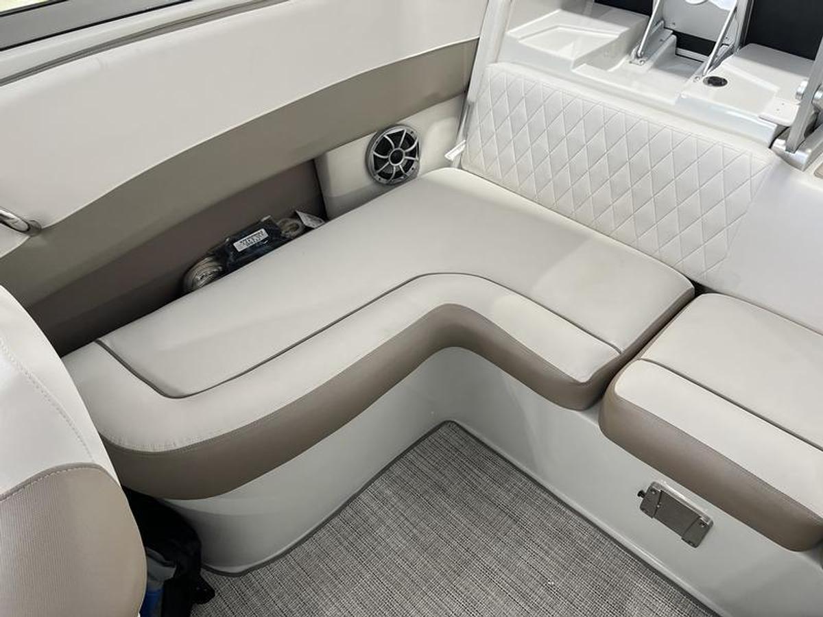 2024 Crownline 240 SS