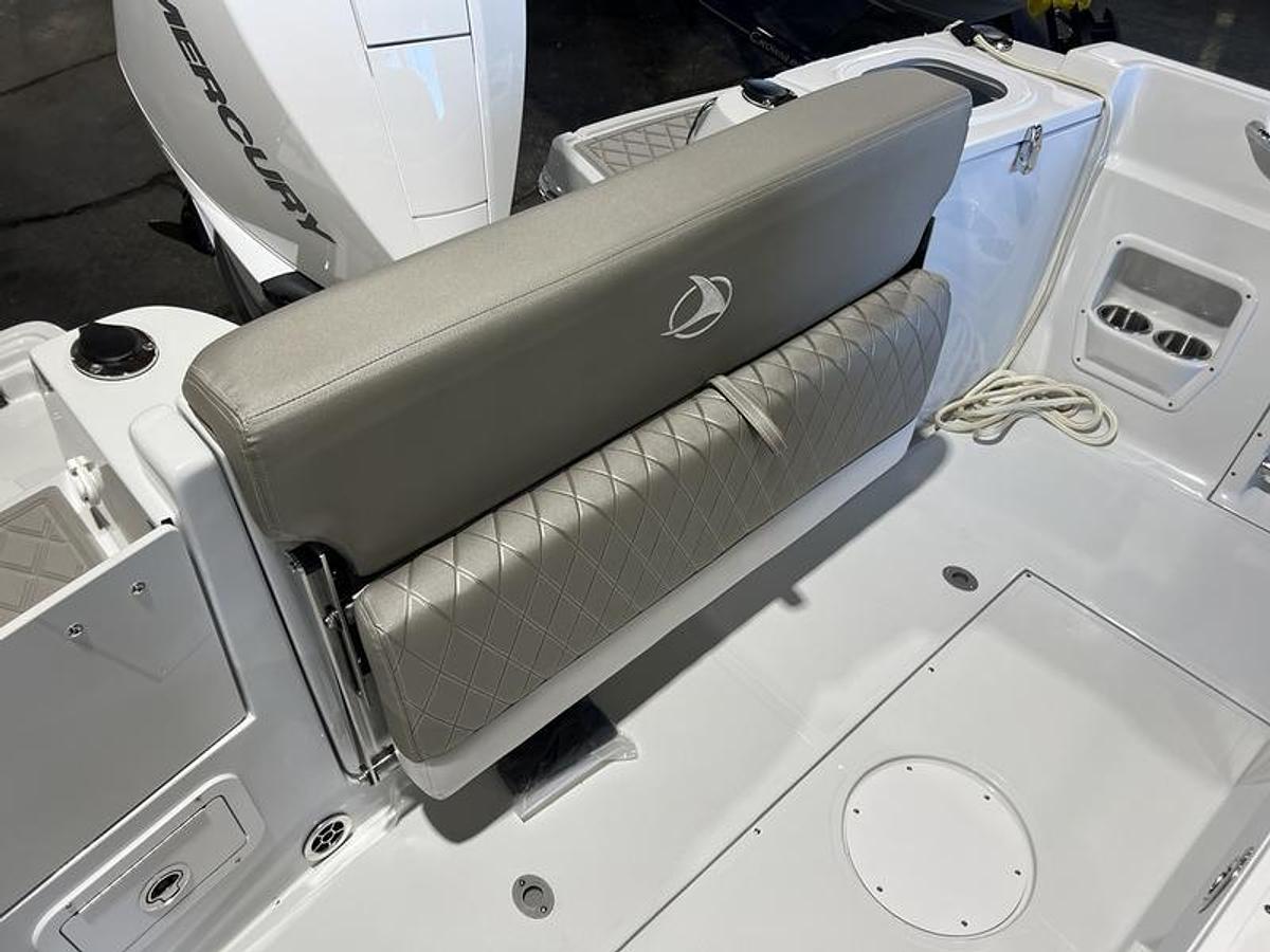 2024 Finseeker 210 FS