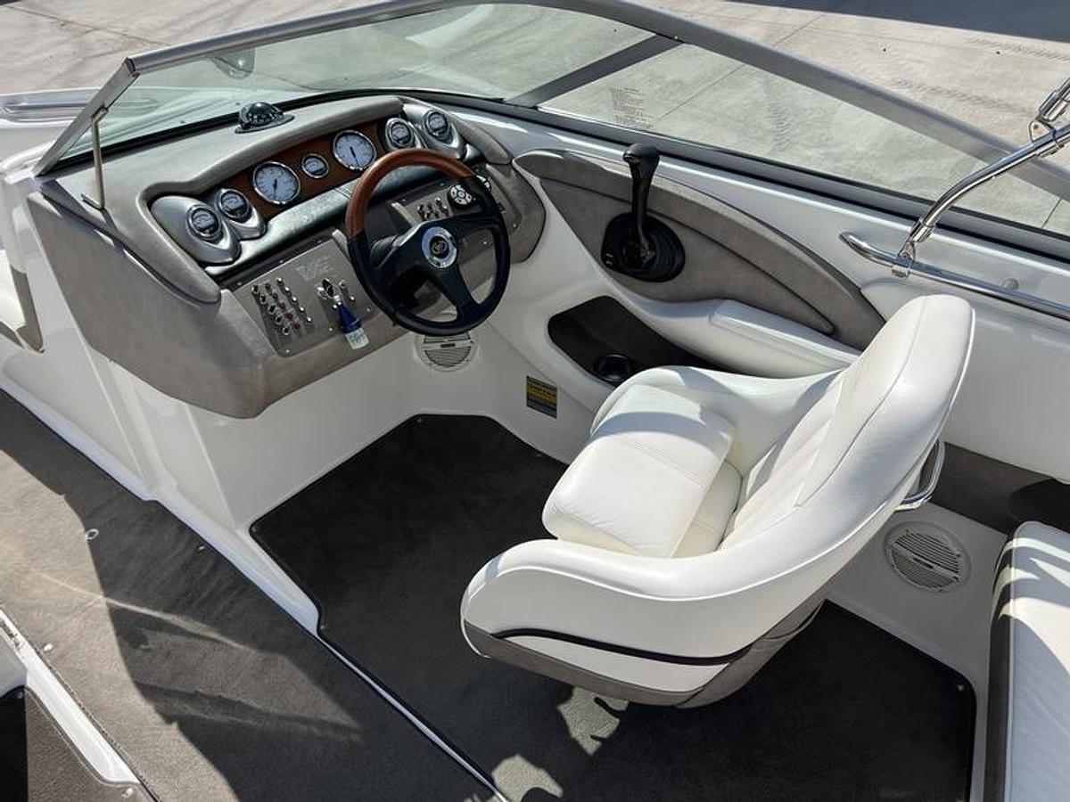 Used 2005 Cobalt Boats 200 BR