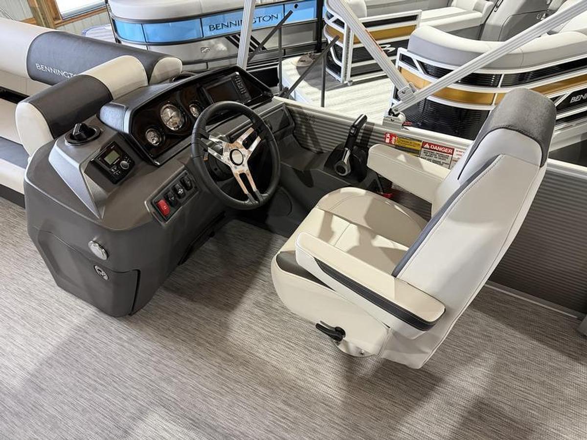 2026 Bennington 20 SL