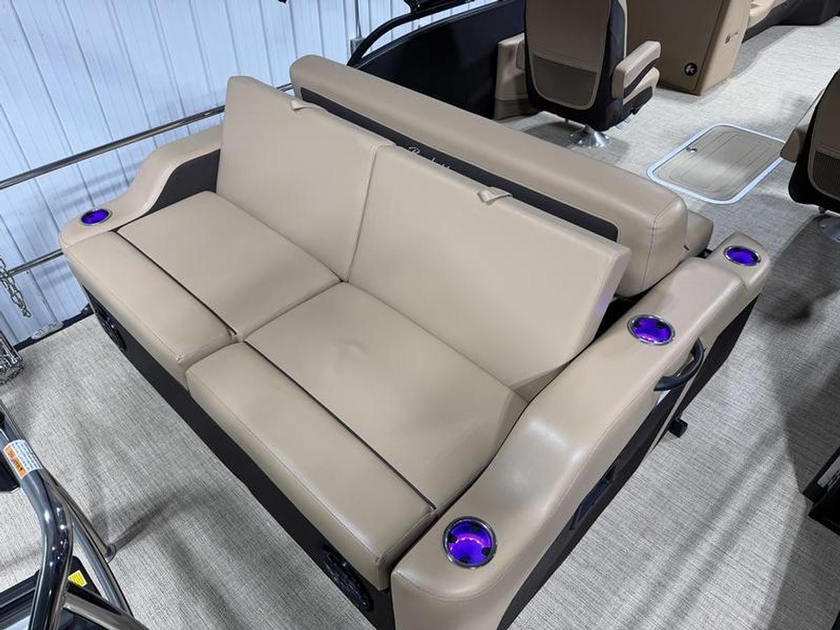 Used 2022 BARLETTA C24UC