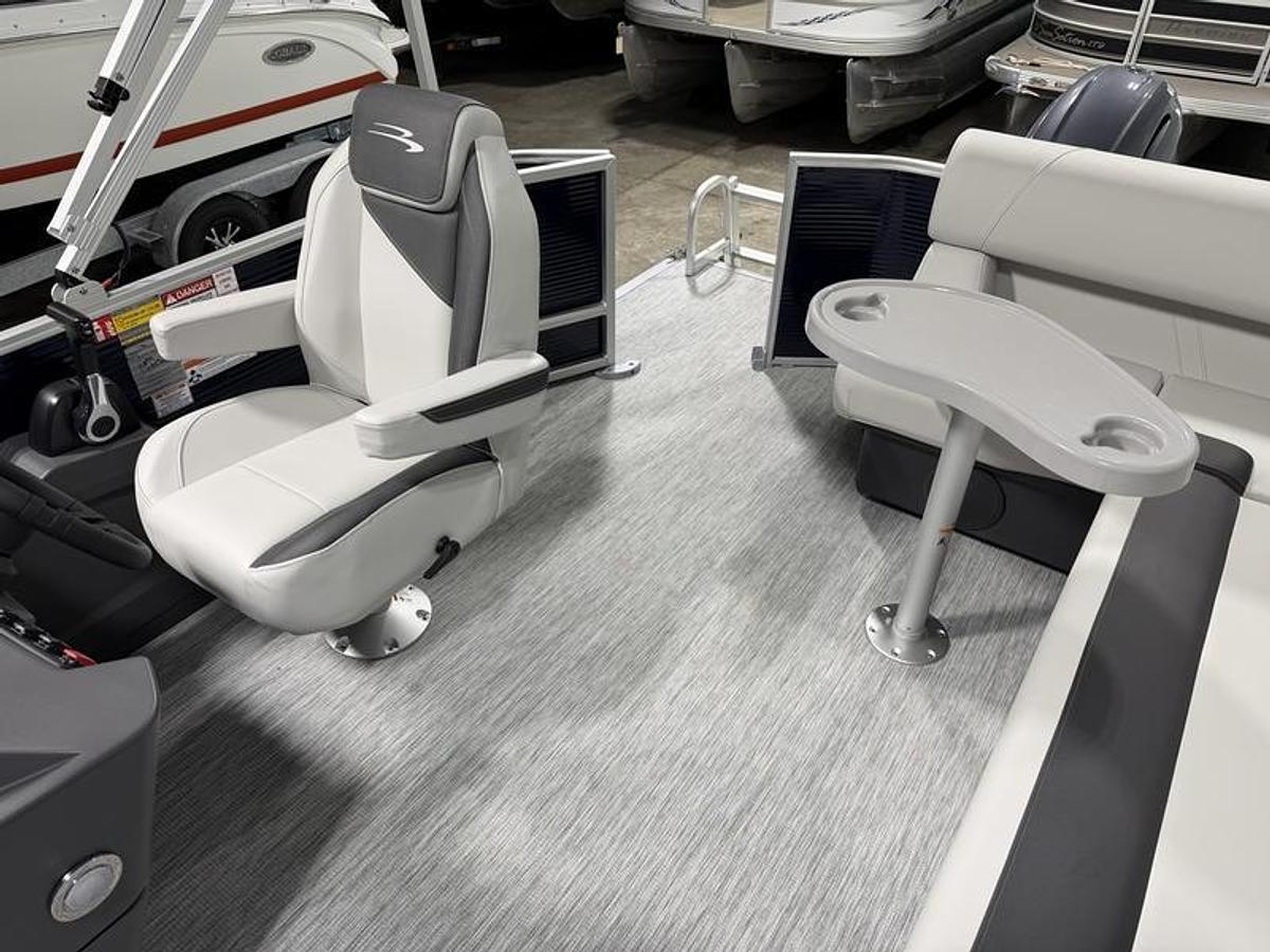 2026 Bennington 20 SL