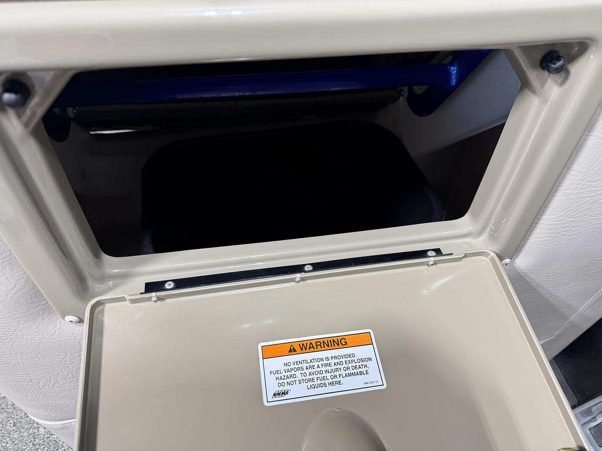 Used 2011 Premier 250 Grand Isle I/O