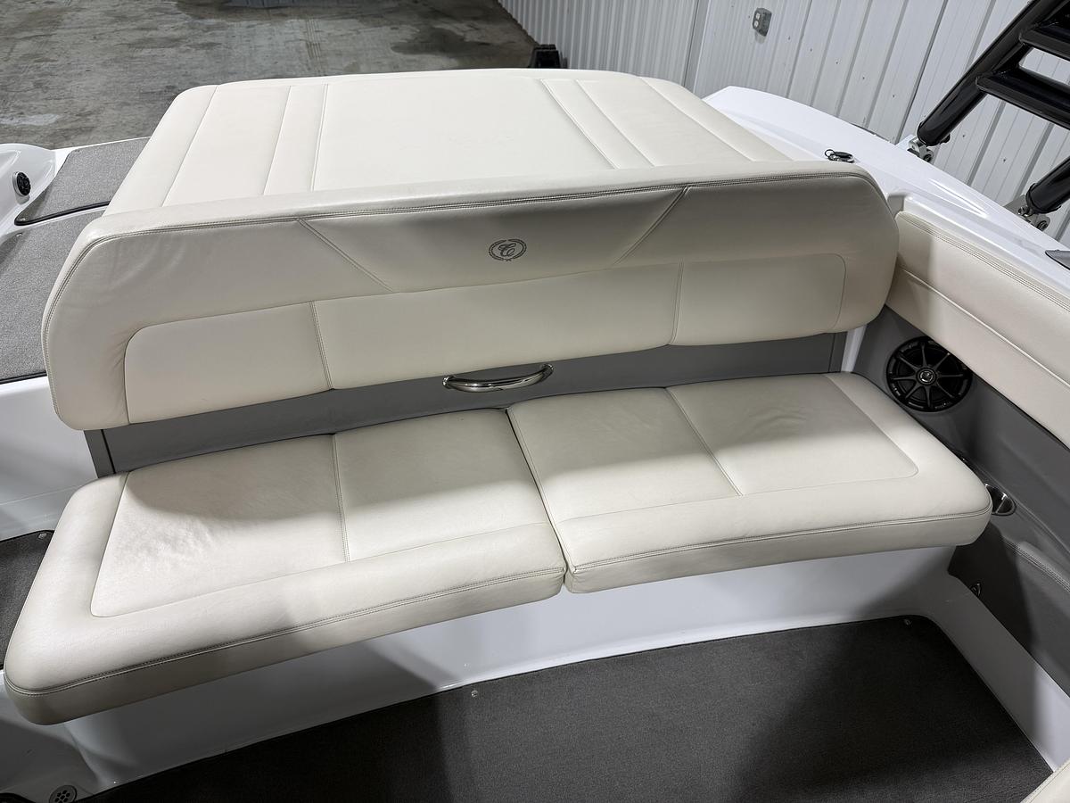 Used 2010 Cobalt Boats 210